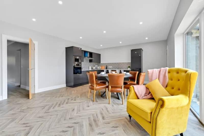 Bayview Luxury 3 Bedroom Apartment First Floor Downings Exterior foto